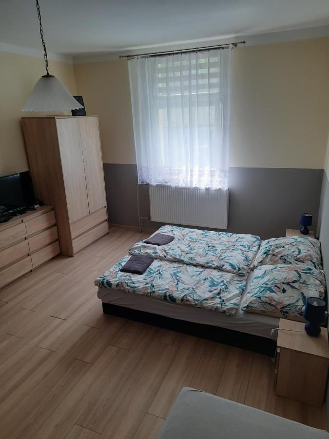 Gosciniec W Starym Mlynie Hotel Biala Prudnicka Ngoại thất bức ảnh