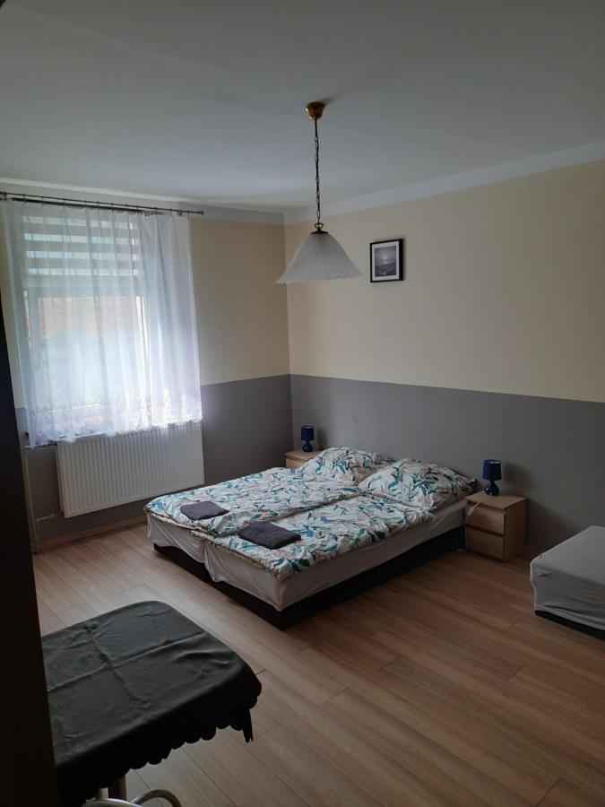 Gosciniec W Starym Mlynie Hotel Biala Prudnicka Ngoại thất bức ảnh